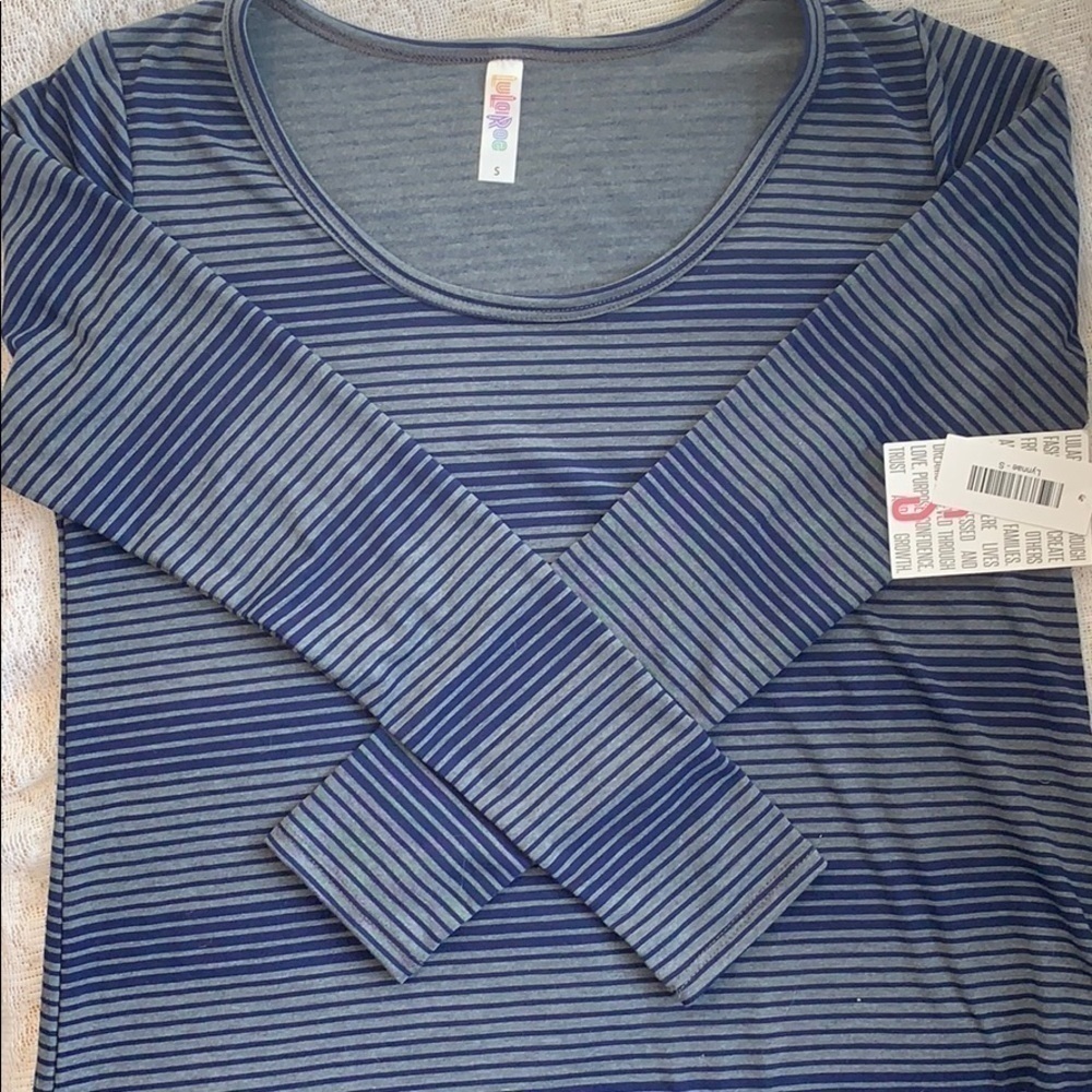 NWT Long Sleeve Striped Shirt Tee LuLaRoe Lynnae Size Small Navy - Picture 5 of 9